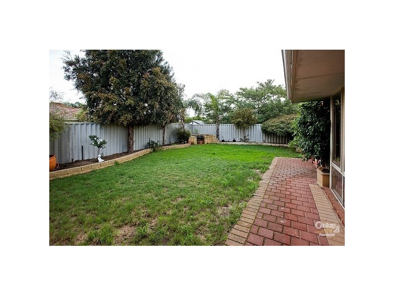 9 Schaffers Place, Thornlie WA 6108
