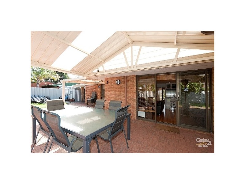 77 Gracechurch Crescent, Leeming WA 6149