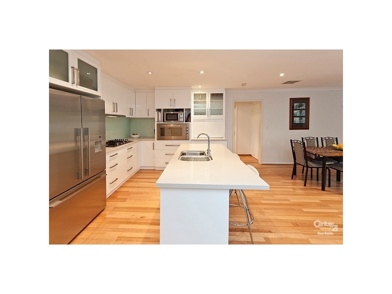 77 Gracechurch Crescent, Leeming WA 6149