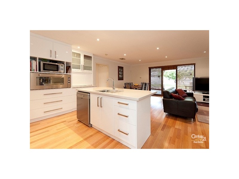 77 Gracechurch Crescent, Leeming WA 6149