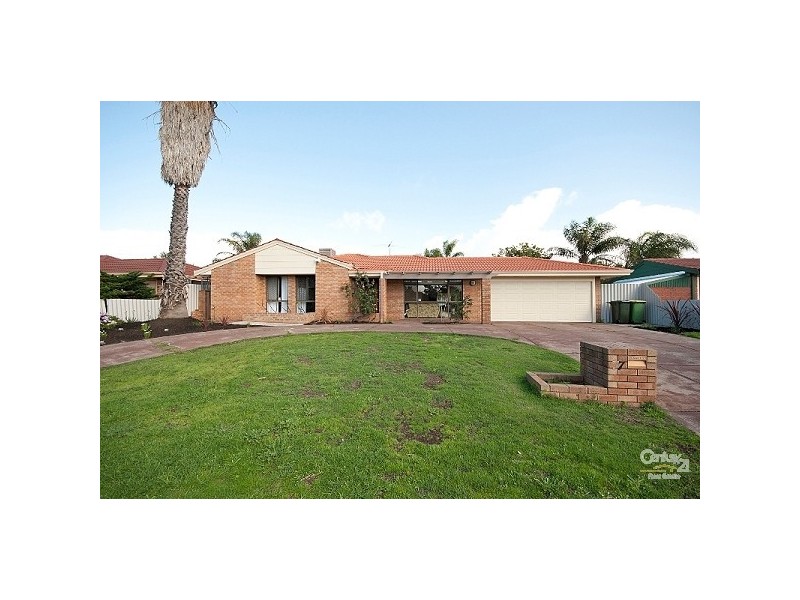 77 Gracechurch Crescent, Leeming WA 6149