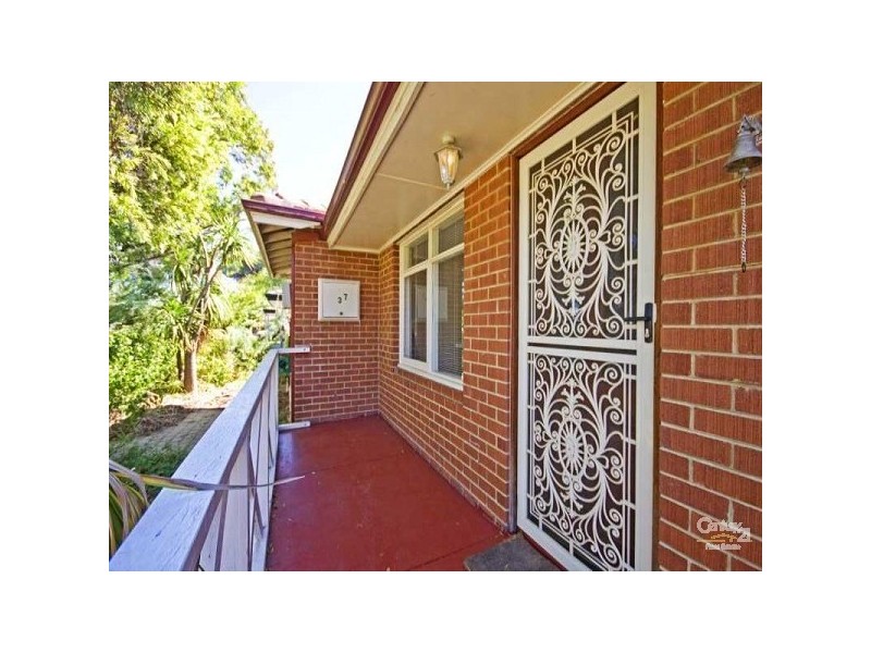 37 Lowth Road, Beckenham WA 6107
