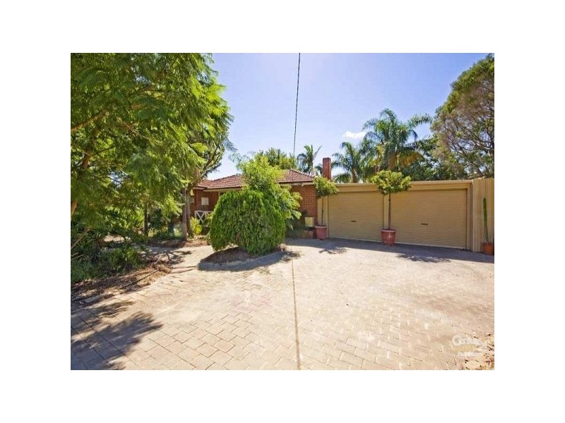 37 Lowth Road, Beckenham WA 6107