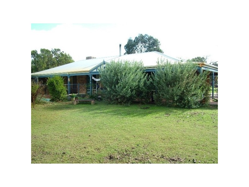 74 Braddock Rd, Wellard WA 6170