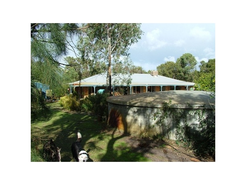 74 Braddock Rd, Wellard WA 6170