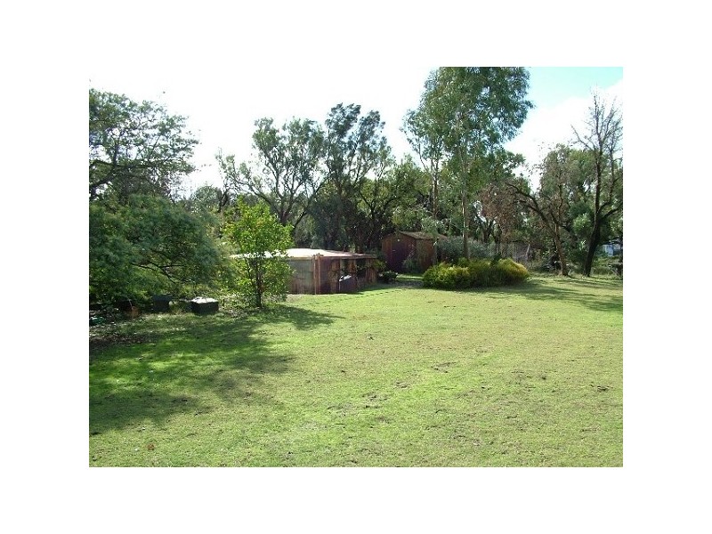 74 Braddock Rd, Wellard WA 6170