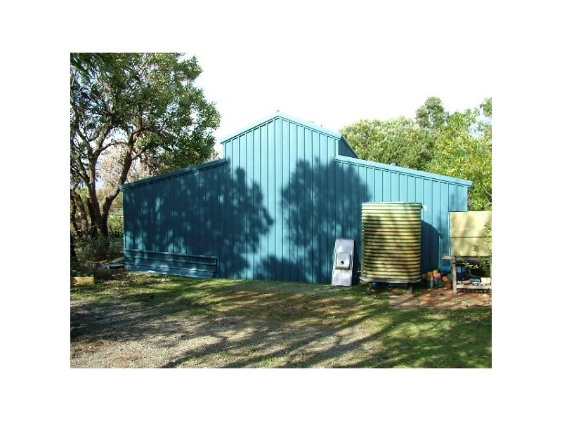 74 Braddock Rd, Wellard WA 6170