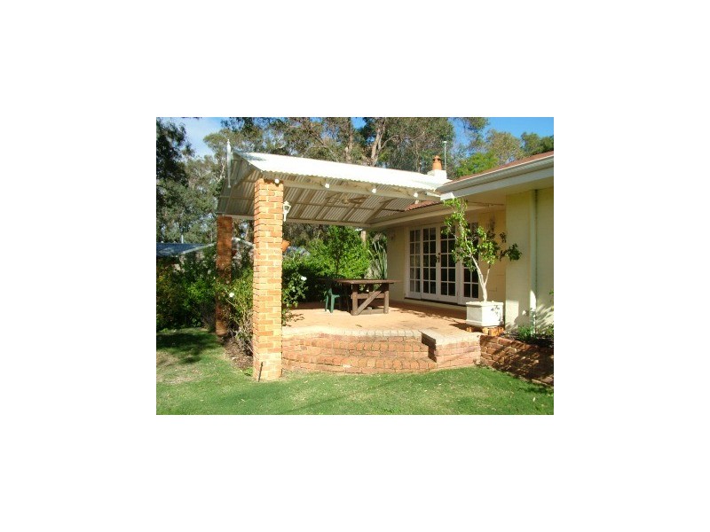 13 Possum Place, Kelmscott WA 6111