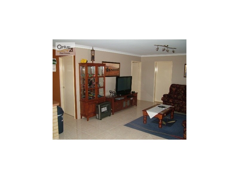 6 Butler Pass, Kelmscott WA 6111