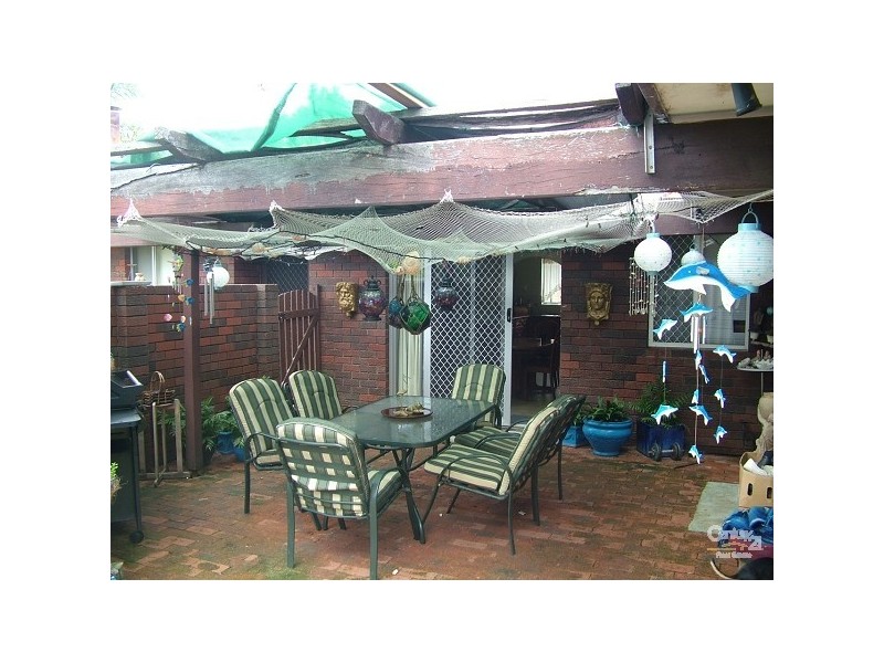 3 Mahara Rd, Kelmscott WA 6111