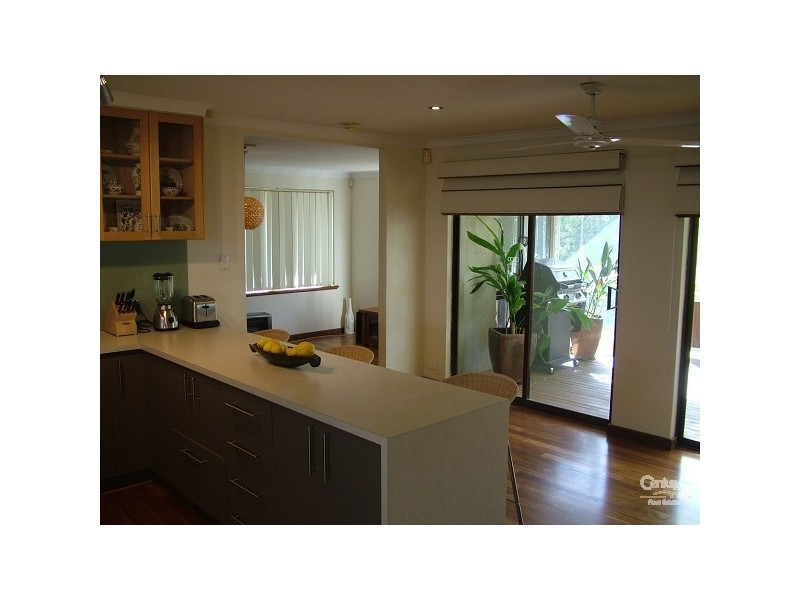 14 Mirria Way, Mount Nasura WA 6112