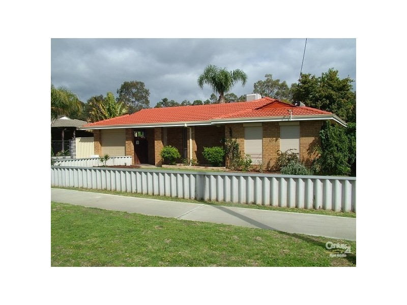34 Gaskin Road, Kenwick WA 6107