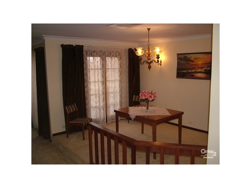 17 Dixie Road, Kelmscott WA 6111