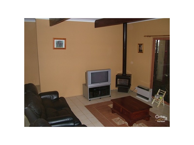 101 Brookton Hwy, Mount Nasura WA 6112