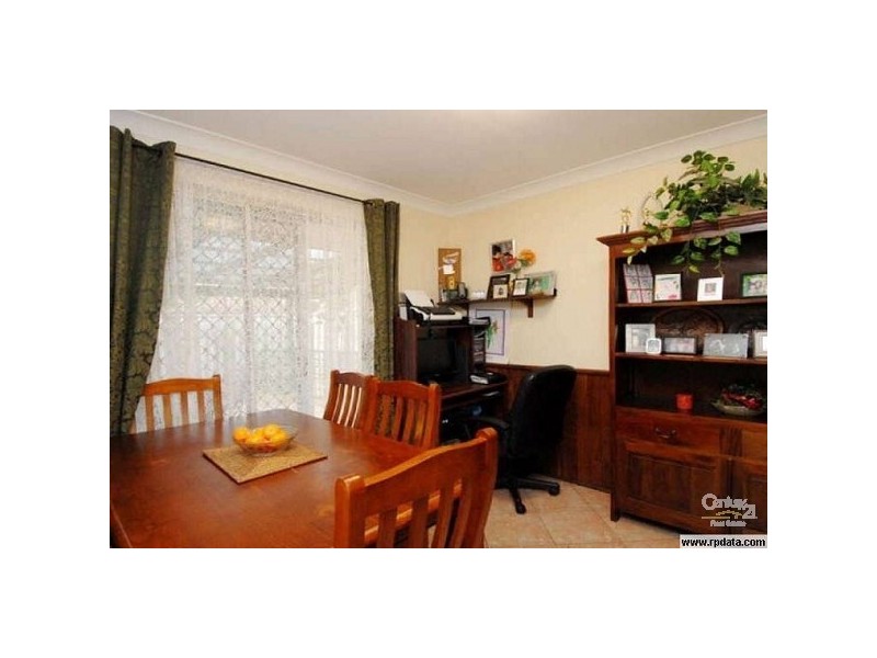 19 Lurnea Place, Karawara WA 6152