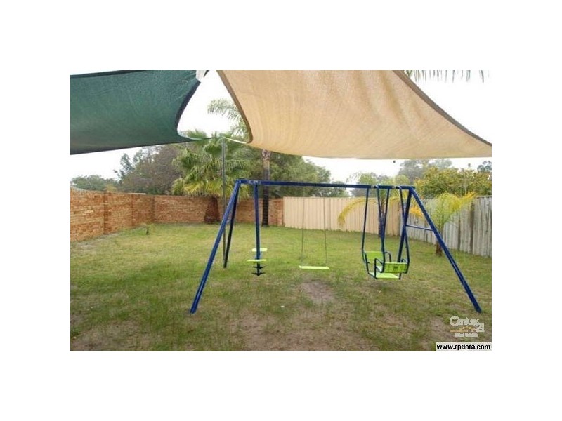 19 Lurnea Place, Karawara WA 6152