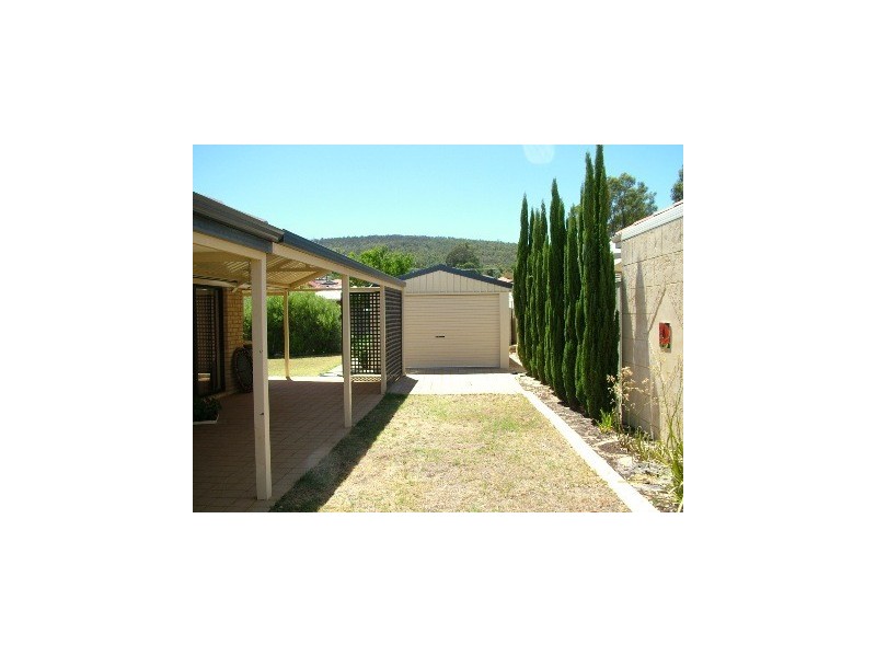 12 Bolger Gardens, Kelmscott WA 6111