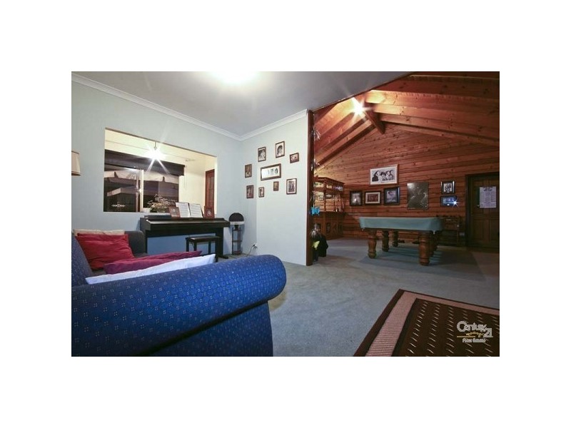 4 Lund Court, Roleystone WA 6111