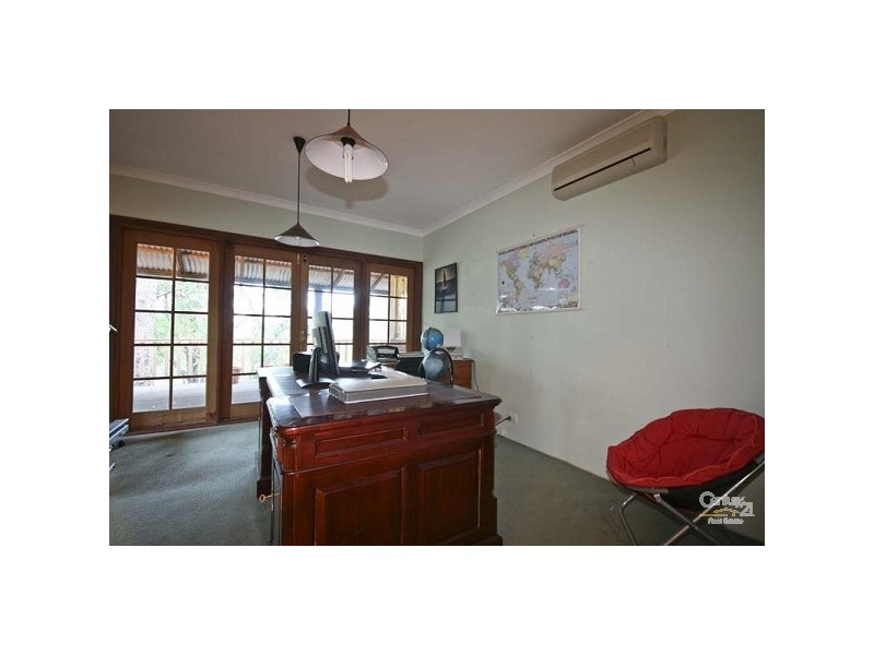 4 Lund Court, Roleystone WA 6111