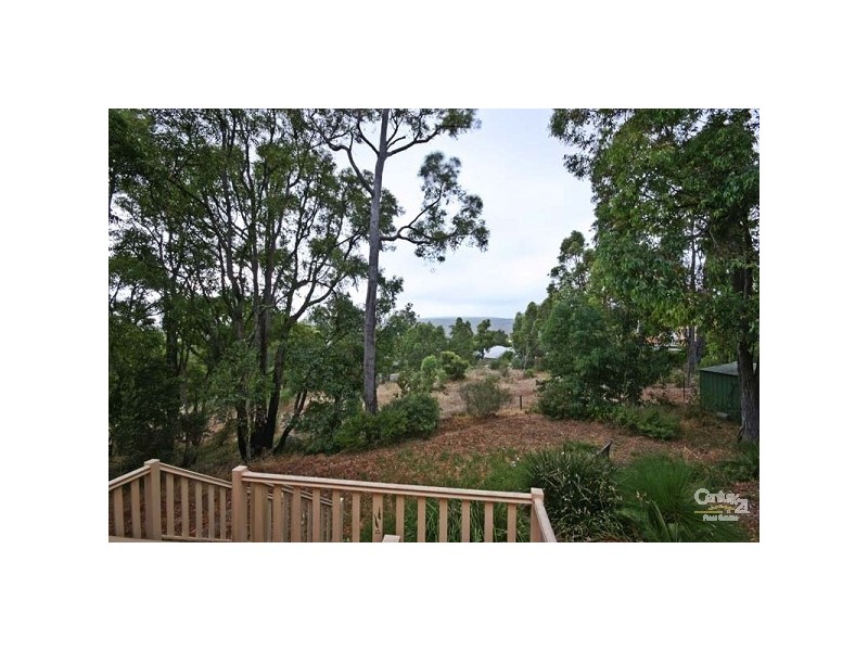 4 Lund Court, Roleystone WA 6111