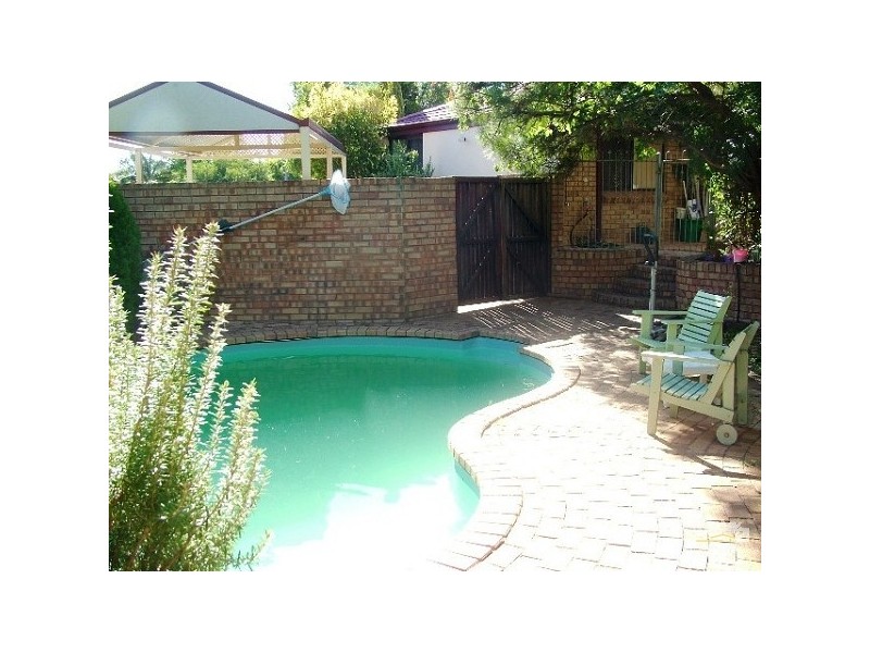 12 Incana Crt, Kelmscott WA 6111