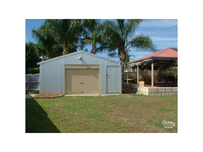 Seville Grove WA 6112