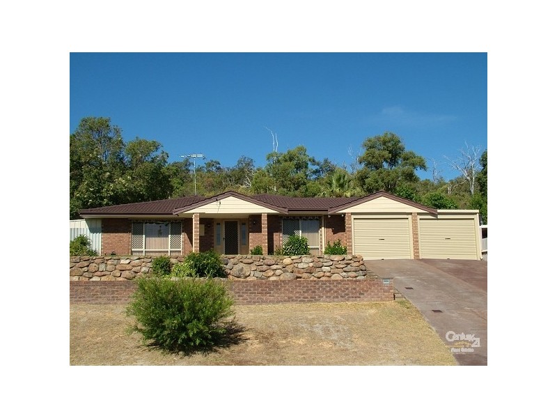42 Ashley Drive, Kelmscott WA 6111