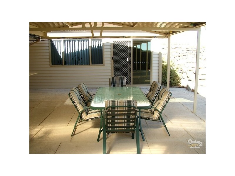 42 Ashley Drive, Kelmscott WA 6111
