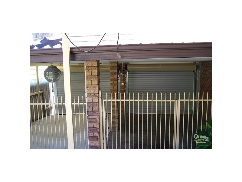 42 Ashley Drive, Kelmscott WA 6111