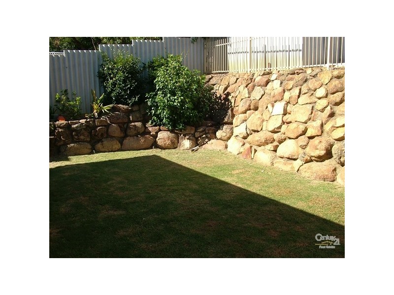 42 Ashley Drive, Kelmscott WA 6111