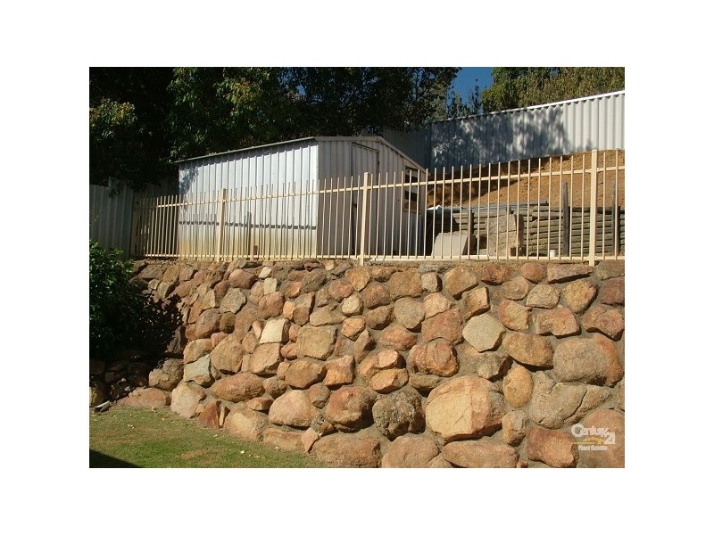 42 Ashley Drive, Kelmscott WA 6111