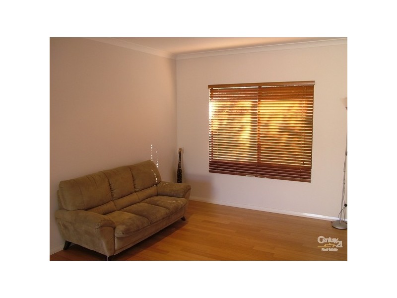 22 Hicks Road, Kelmscott WA 6111