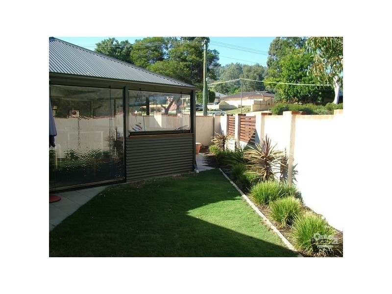 22 Hicks Road, Kelmscott WA 6111