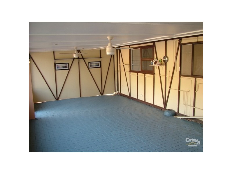 186 South Western Highway, Mount Richon WA 6112