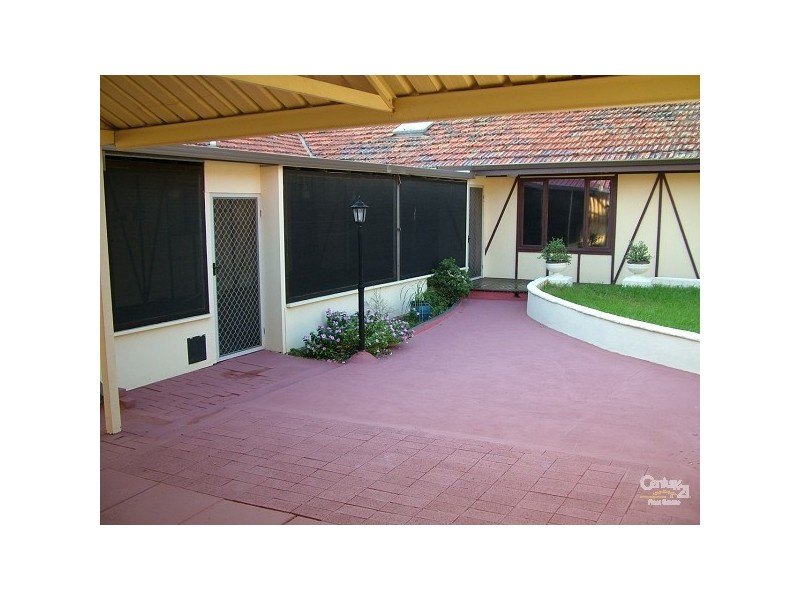 186 South Western Highway, Mount Richon WA 6112