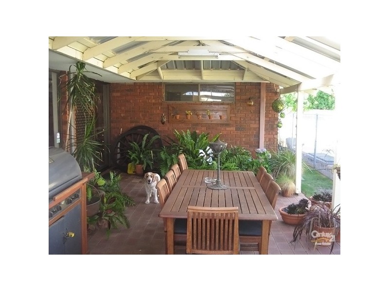 11 Wakehurst Place, Kelmscott WA 6111