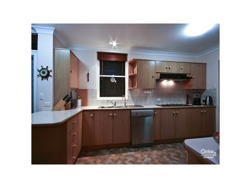 43 Valley View Road, Roleystone WA 6111