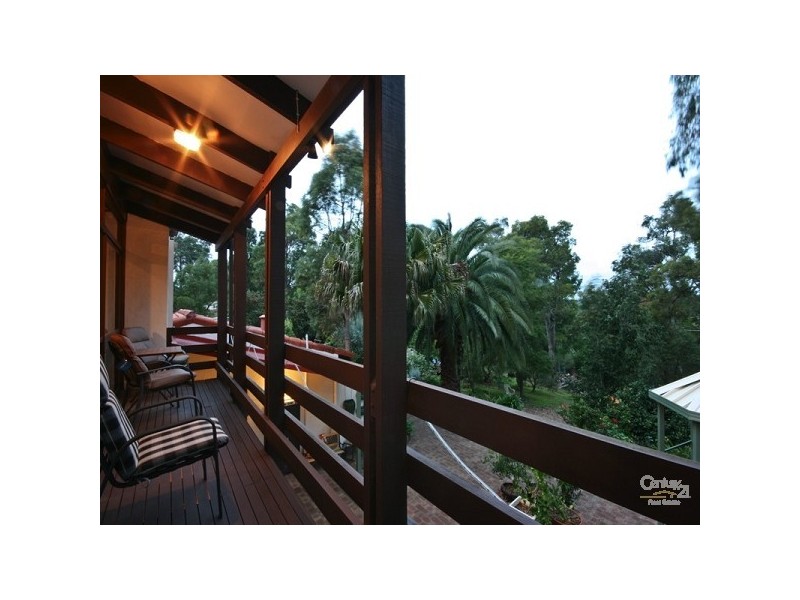 43 Valley View Road, Roleystone WA 6111