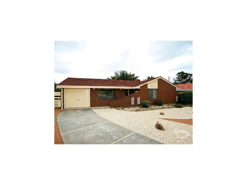 9 Woburn Way, Kelmscott WA 6111