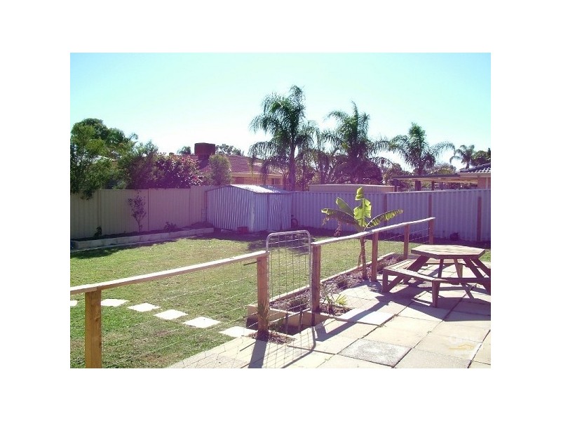 3 Ralphs Street, Seville Grove WA 6112