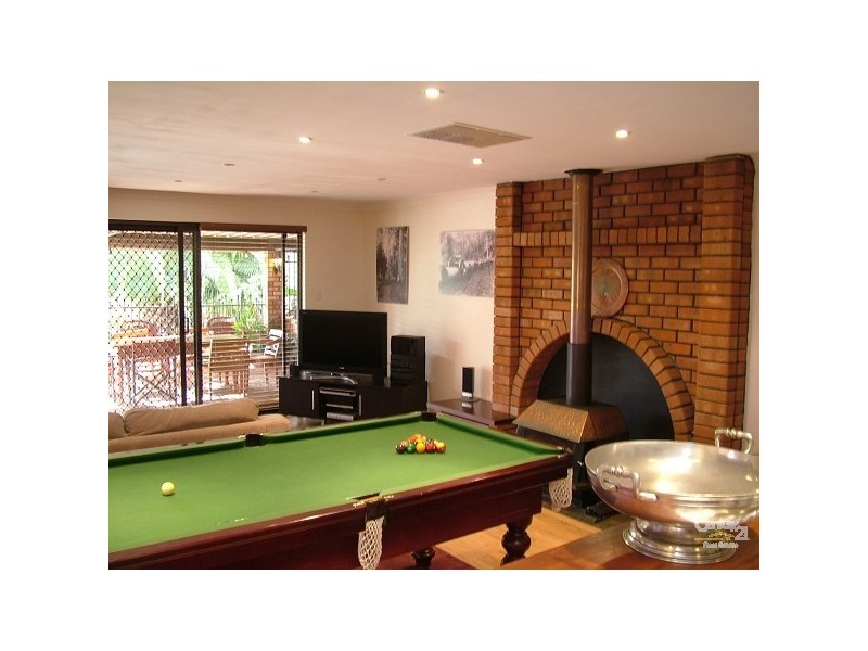 16 Melanda Street, Kelmscott WA 6111