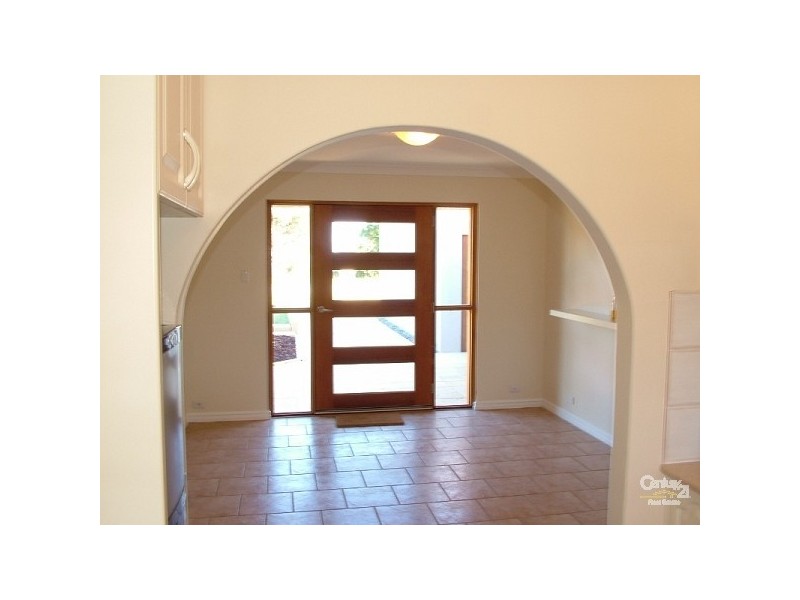 34 Opal Way, Mount Richon WA 6112