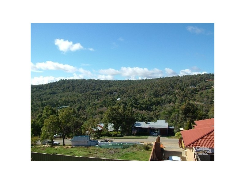 34 Opal Way, Mount Richon WA 6112