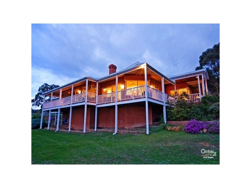 61 Locke View, Bedfordale WA 6112