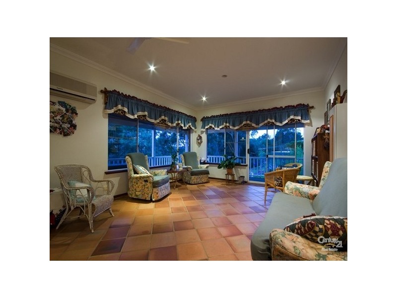 61 Locke View, Bedfordale WA 6112