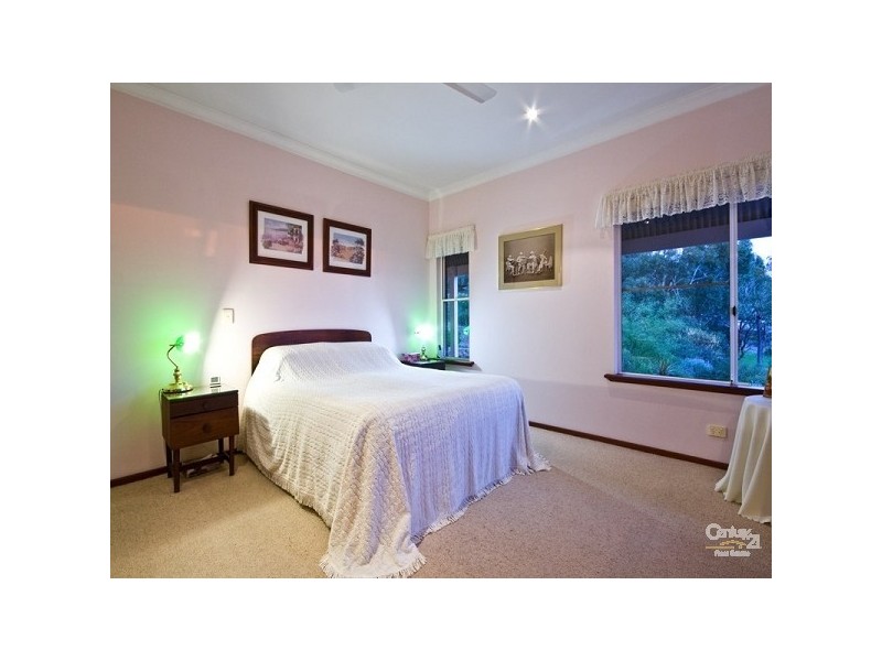 61 Locke View, Bedfordale WA 6112