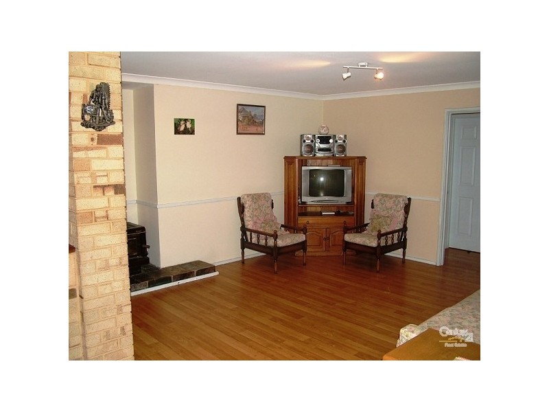 16 Cosgrove Court, Seville Grove WA 6112