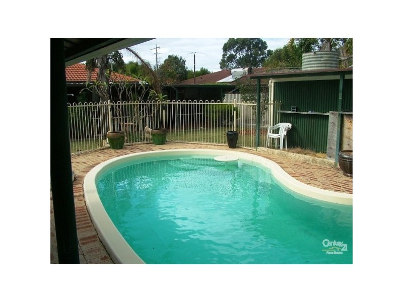 5 Patfield Place, Kelmscott WA 6111