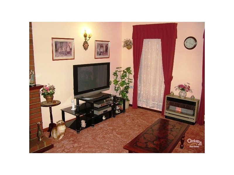 17 Wangoola, Mount Nasura WA 6112