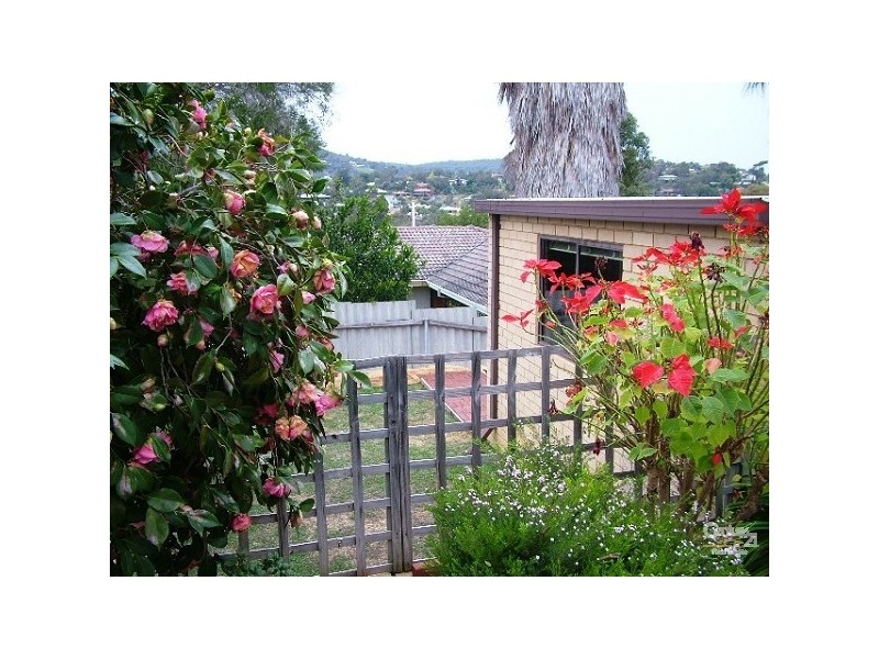 17 Wangoola, Mount Nasura WA 6112